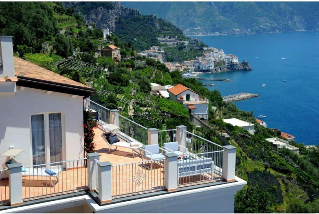 Apartamento Amalfi Blu Retreat Exterior foto